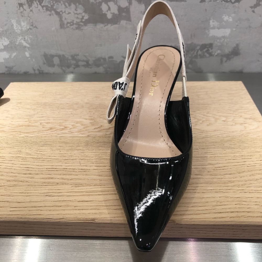 Stunning Dior kitten heels. Sold out everywhere! - Picture 2 of 5